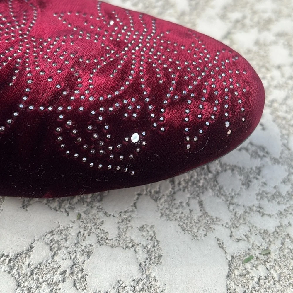 Schutz Burgundy Velvet Loafers Size 6 B Studded Slip On Flats Preppy